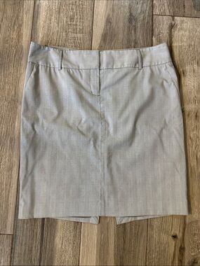 Express Light Gray Pencil Skirt with Subtle Pattern